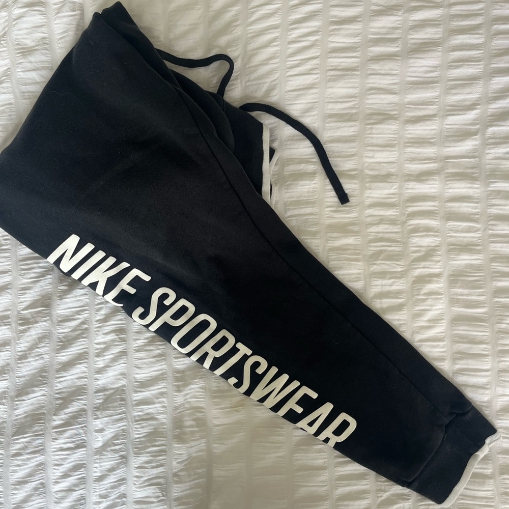nike sweatpants